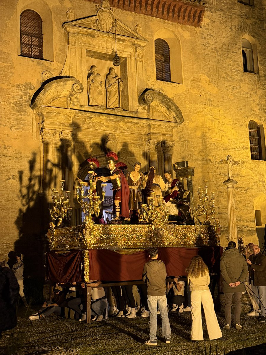 passio_granada's tweet photo. Así se ve en la calle el nuevo misterio de Jesús de la Sentencia https://t.co/BvfwTXoPOm