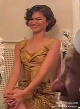 The Scarlet Mitch tweet media