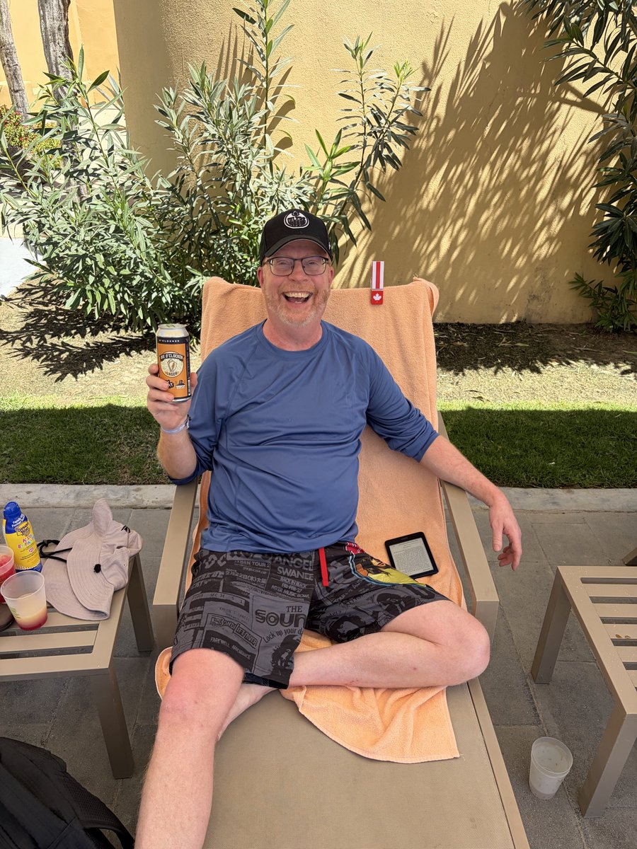 tpr0012's tweet photo. @yegsportstalk #SixOClockerLager in Cabo! #AMNasty https://t.co/6cp0HTInLa
