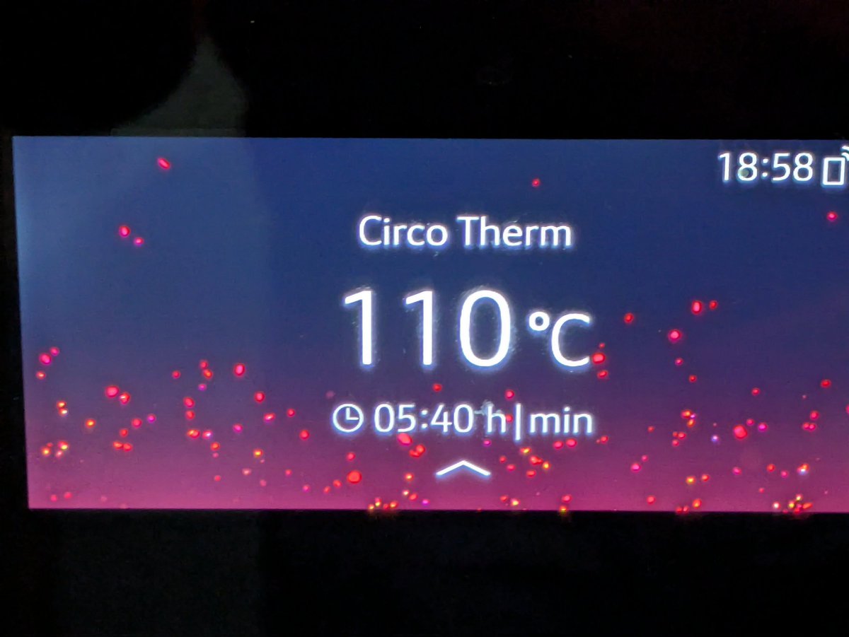 Howard's Plate tweet media