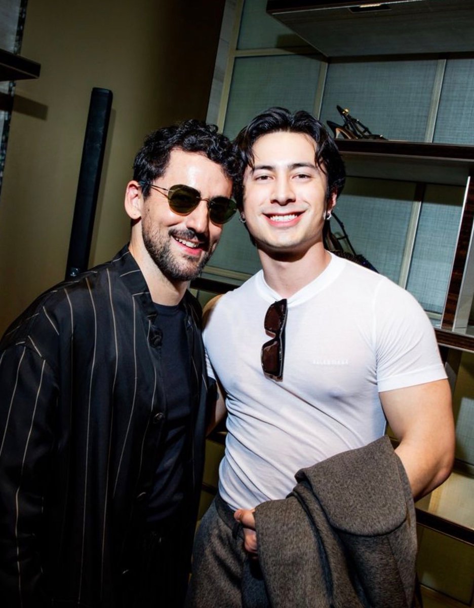 CHAVA IGLESIAS Y SHANE HOLLANDER????