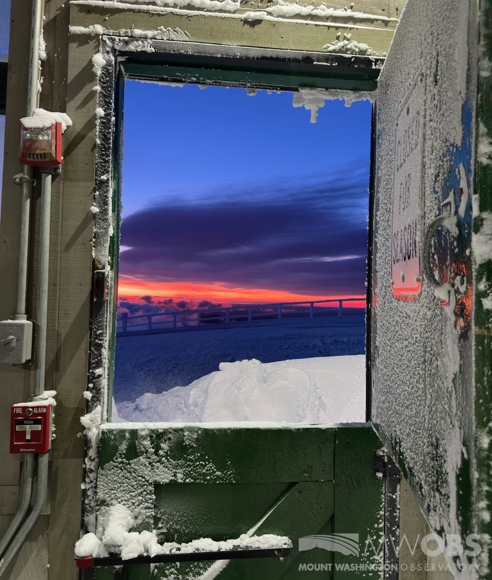 Mount Washington Observatory (MWOBS) tweet media