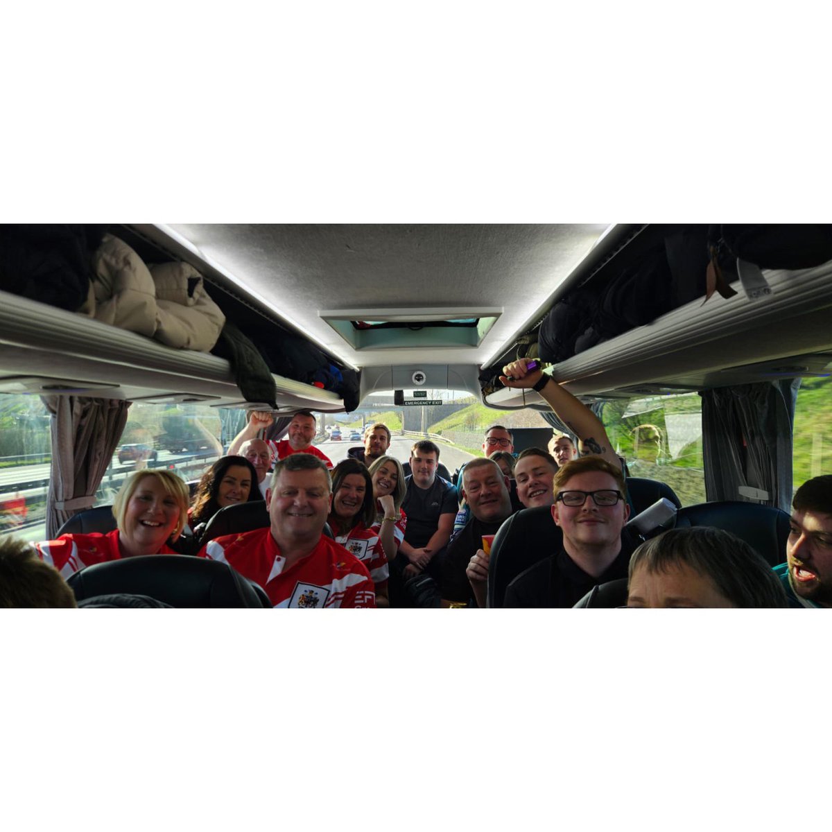 Red Vee Pins tweet media