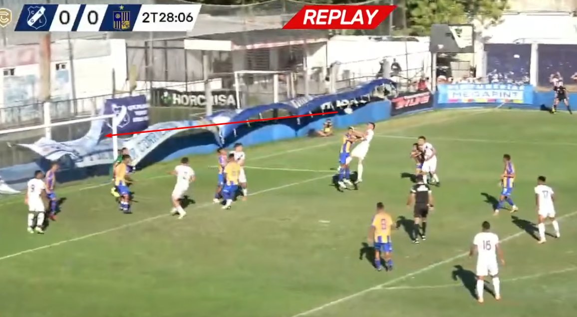 Sadel cabezado y Lama tuvo el Gol, el arquero por arriba del travesaño