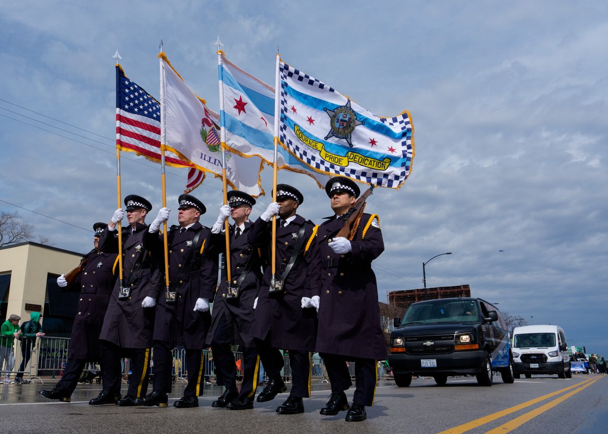 Chicago Police tweet media