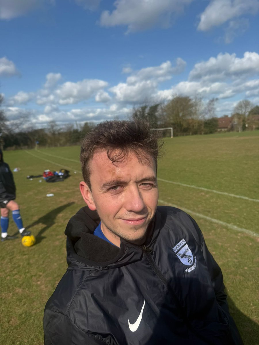 Range Rovers Sports FC tweet media