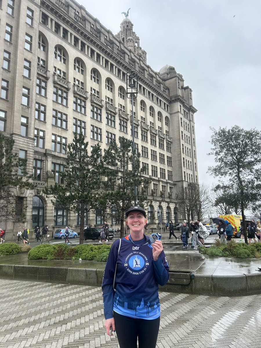 Helen 🌻 tweet media