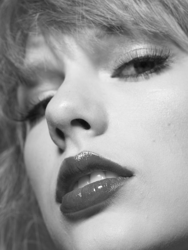 Oona | 🍁✨ tweet media