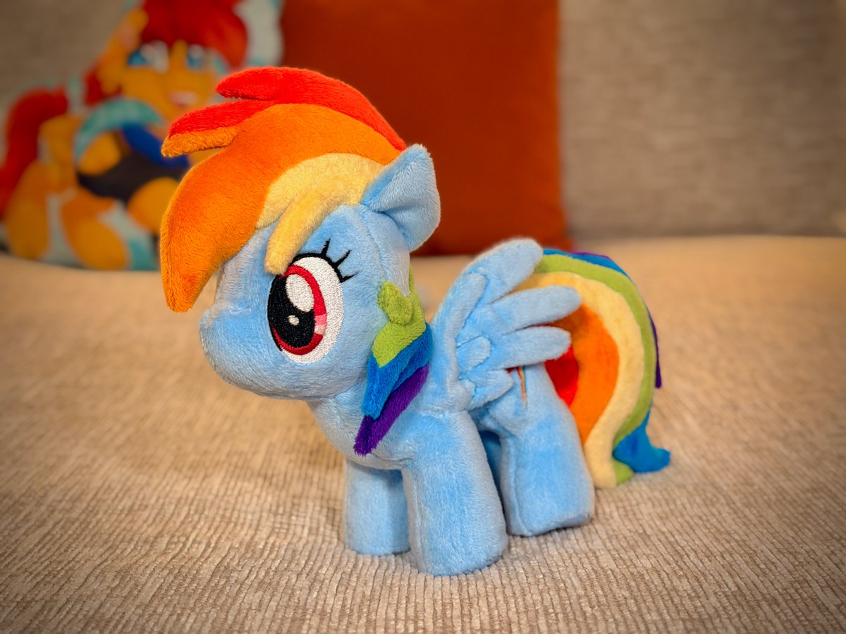 FormulaPony tweet media