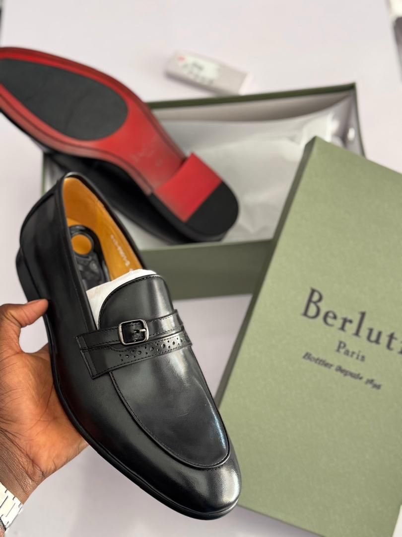 Ramlat shoemix 🥳👟🛒 tweet media