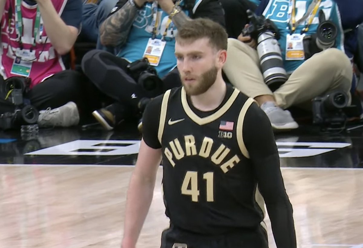 No Context College Basketball tweet media