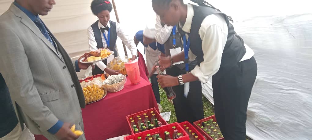 NYVCP MULTIPURPOSE PROTOCOL &amp; SECURITY ifite abakozi bahuguwe neza mu bijyanye no gucunga umutekano, kwakira no kuyobora abashyitsi, kugenzura gahunda z’ibirori ndetse no gufasha mu igenamigambi ryabyo kugira ngo bigende neza kandi mu ituze
#BookNow 
+250784 783 603
+250780614130