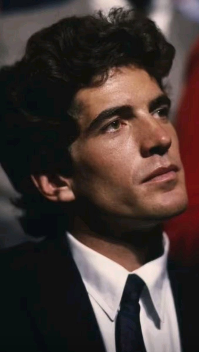 John _F. Kennedy Jr tweet media