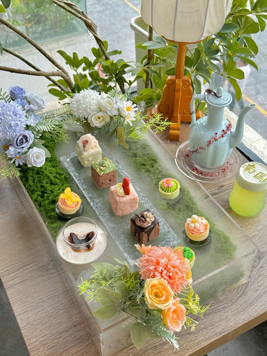 Valerie Vondra tweet media