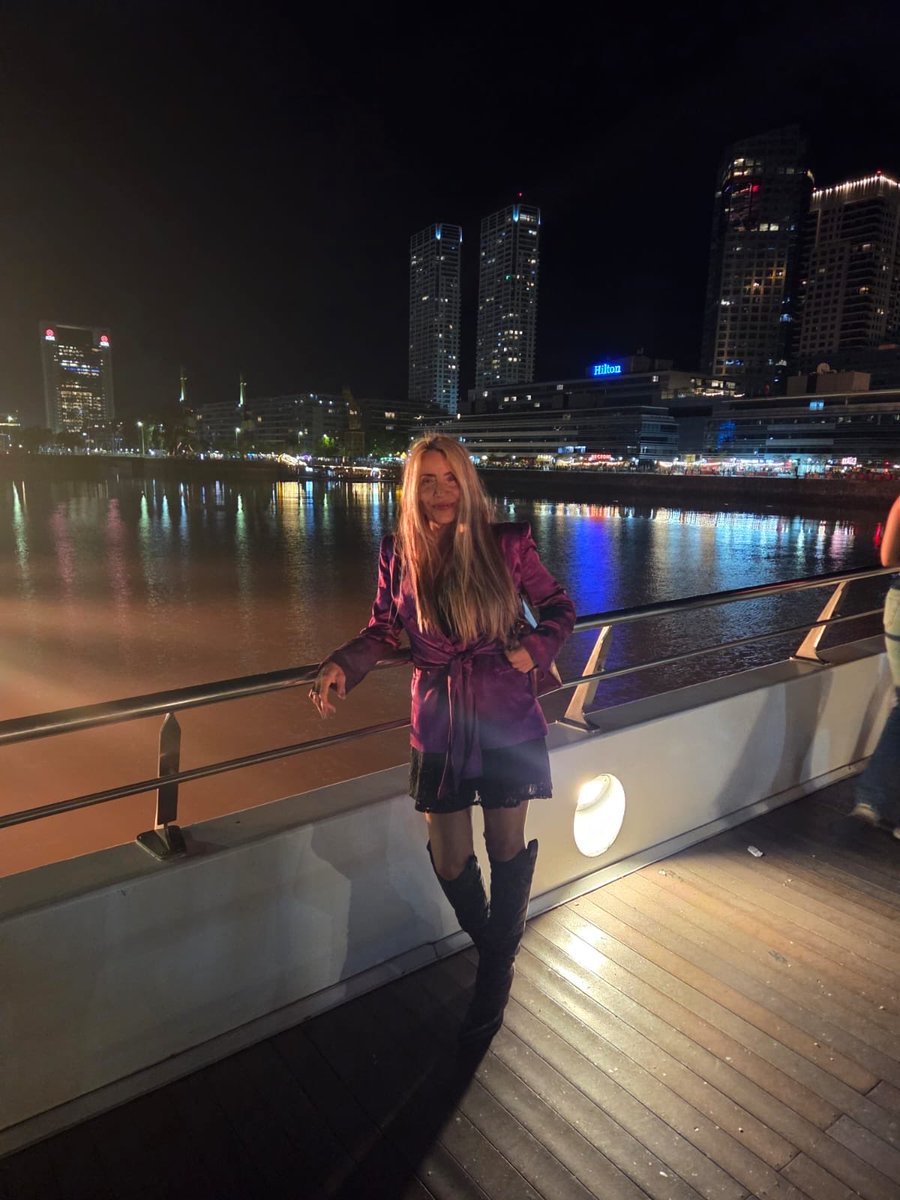 Marisa Mercado tweet media