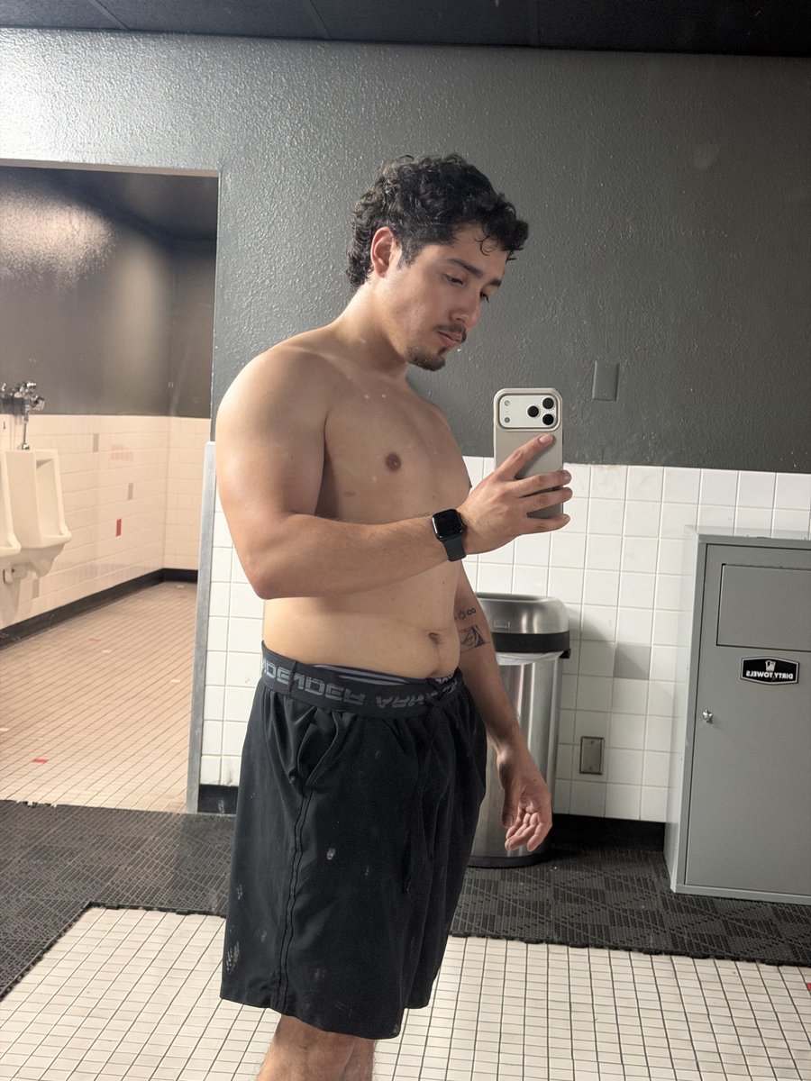 Esteban tweet media
