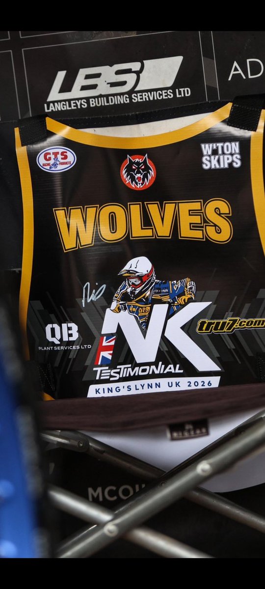 LeeMcWolf's tweet photo. We live still ........... #wolvesspeedway #savewolvesspeedway
#wolfpack https://t.co/PL4YmxFkNO