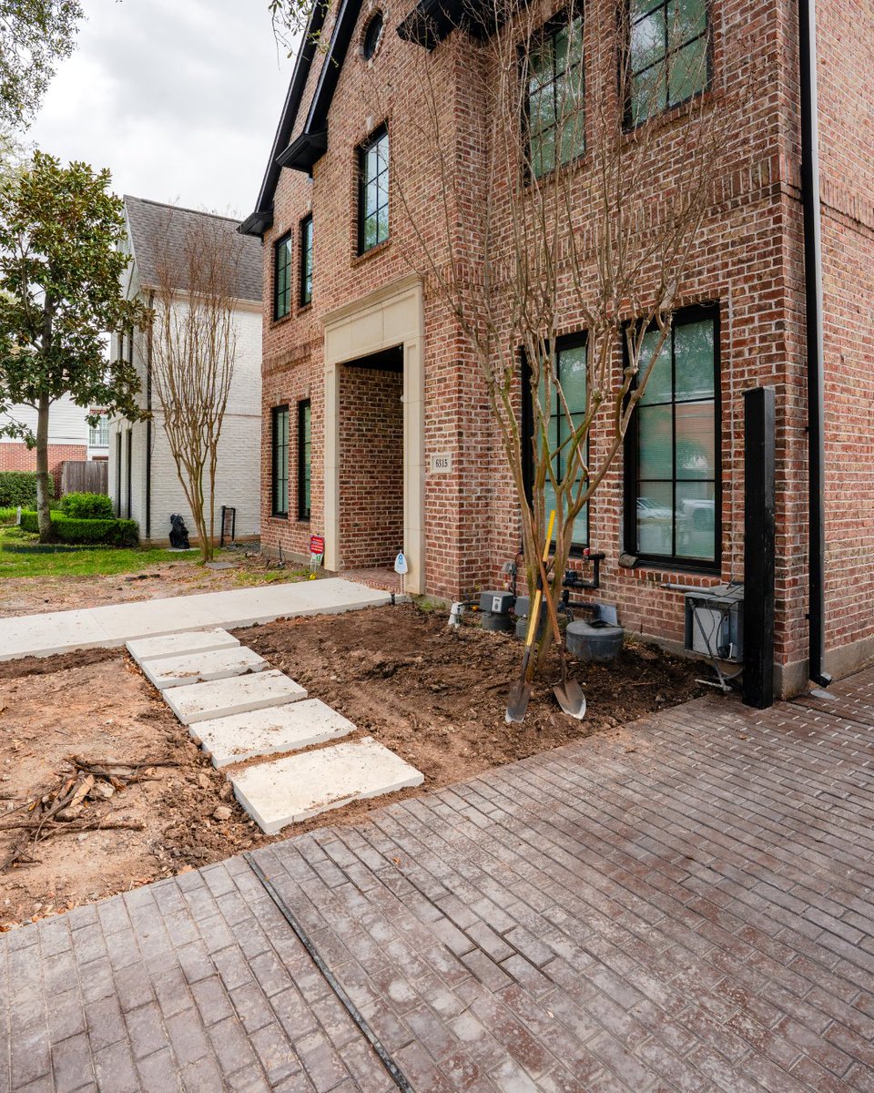 Hogue Landscape Services tweet media