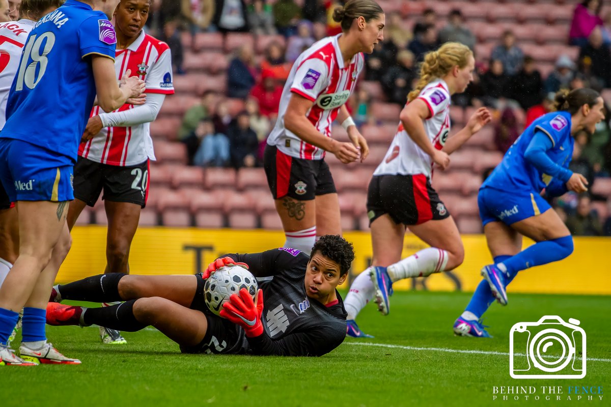 Behind The Fence Photography tweet media