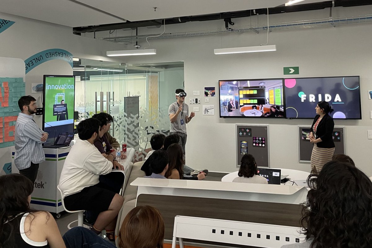 Softtek's tweet photo. We recently welcomed students from Tecnológico de Monterrey 💻
Always inspiring to share our passion for tech, and talk about how Softtek is creating a positive impact through technology! 🚀
#Softtek #Innovation #Tech #DigitalTalent https://t.co/HGHabaHaHB
