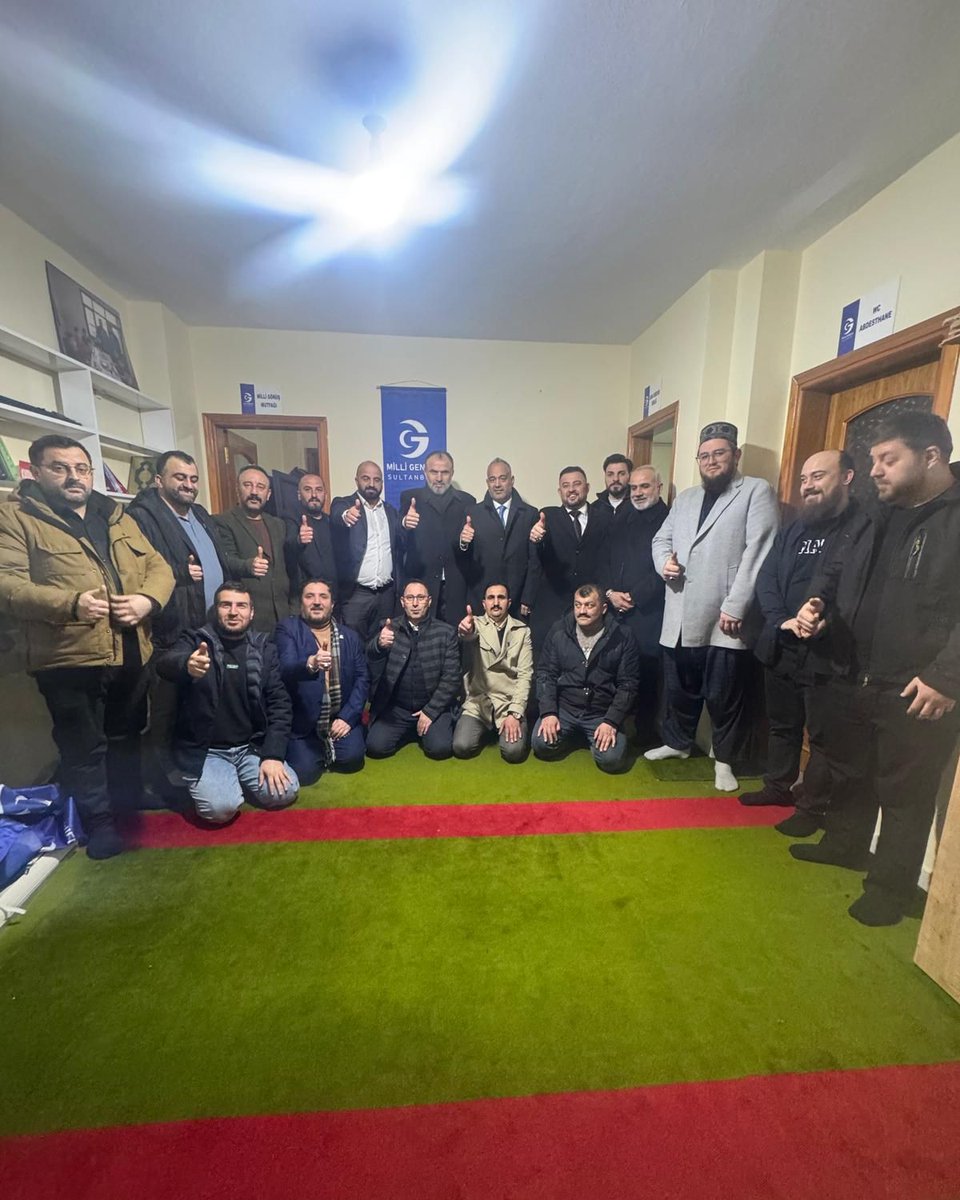 milligenclikist's tweet photo. Milli Gençlik Derneği İstanbul İl Sekreteri Salih Zeki Deniz ve yönetim kurulu üyelerimizle birlikte Milli Gençlik Sultanbeyli İlçe İftar Programı’na katılım sağladık. https://t.co/qYAGhn0rSn