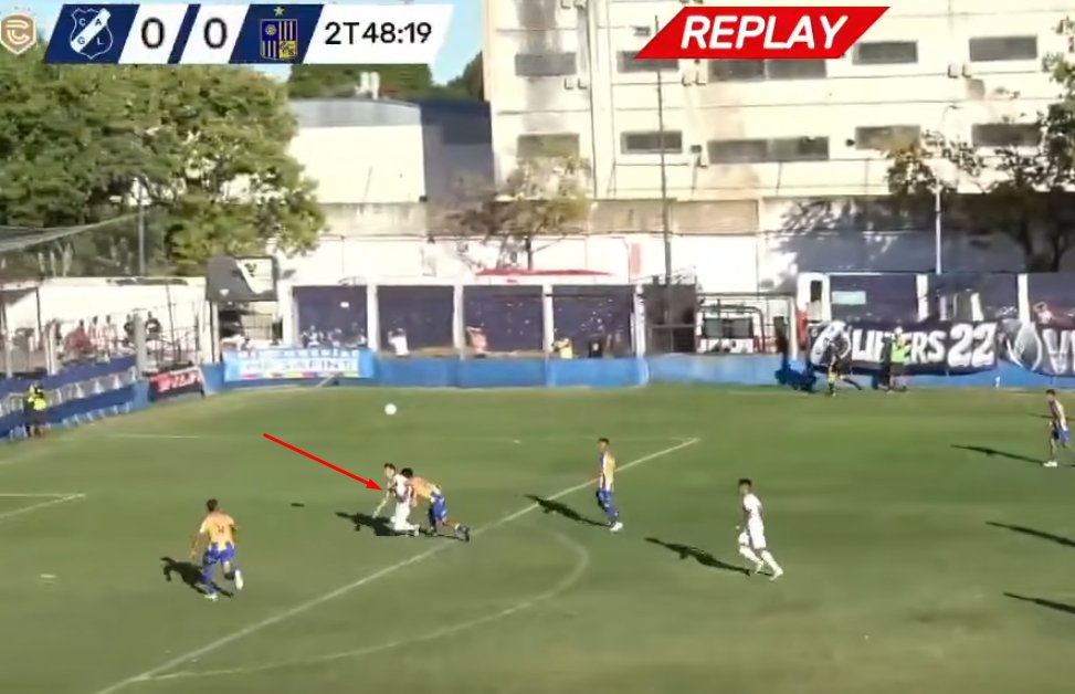 Penal del 2 de Ballester, el árbitro no dudó en 49 ST