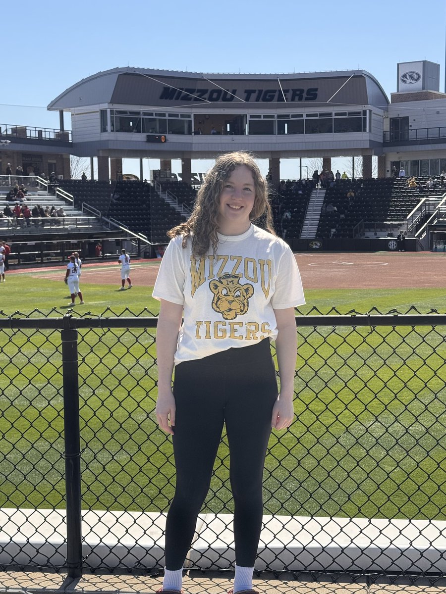 madelyncline2029 tweet media