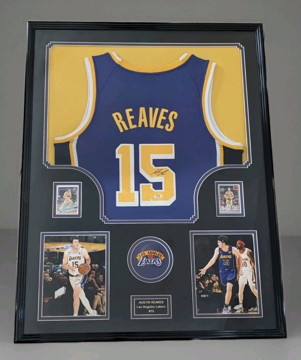 PlayoffLakers tweet media