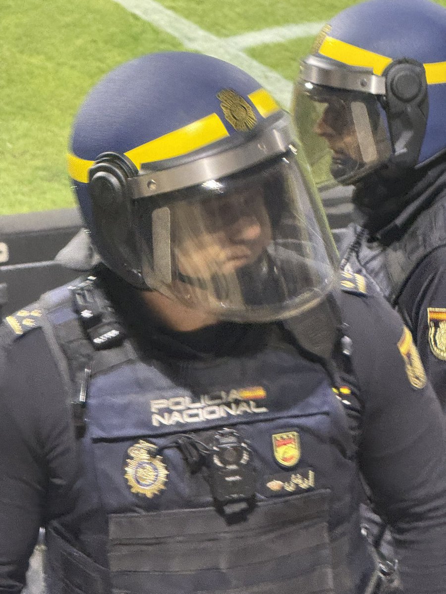 <a href="/PedroRMU_/">Pedro</a> Ahí tenéis al sargento y sus palabras textuales mientras no hacíamos nada: CARGAR A ESOS HIJOS DE PUTA