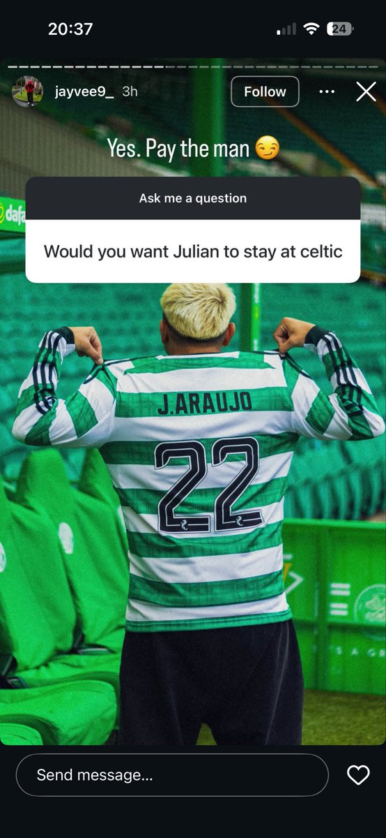 mikeyk_67's tweet photo. Araujo’s brothers instagram 😂 https://t.co/6o09HjZZxn