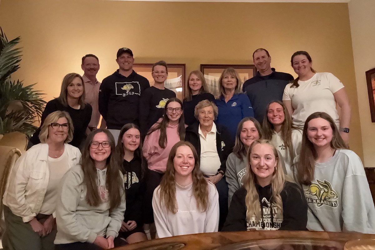 Jackrabbit Women's Golf tweet media