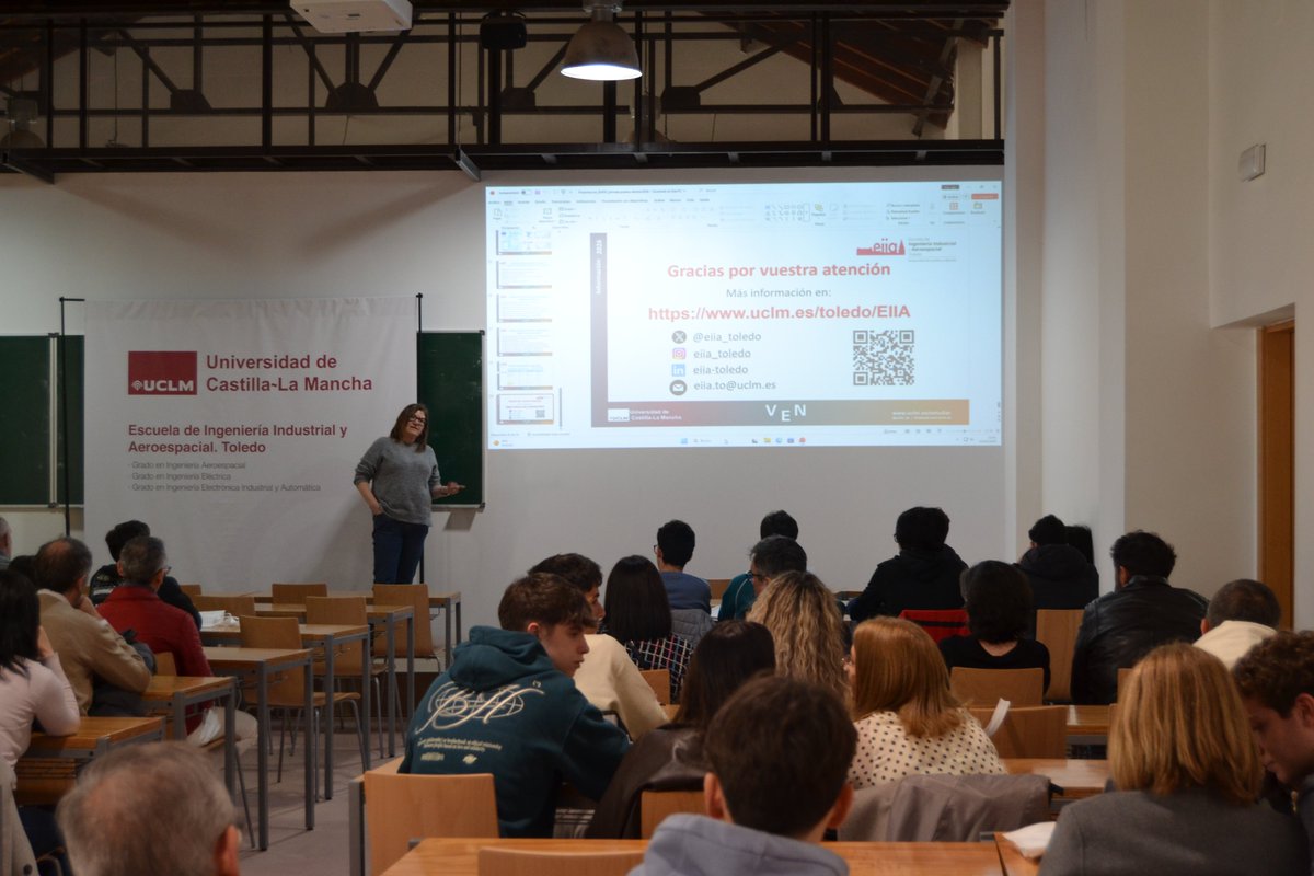 🏫Cerca de 100 futuros estudiantes visitaron este domingo la <a href="/eiia_toledo/">Escuela Ingeniería Industrial y Aeroespacial UCLM</a> en la Jornada de Puertas Abiertas del campus. Junto a sus familias, fueron más de 200 personas recorriendo nuestras instalaciones.