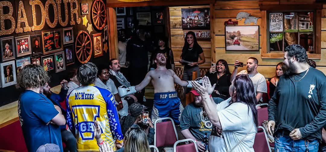 Patrick Typloosion tweet media