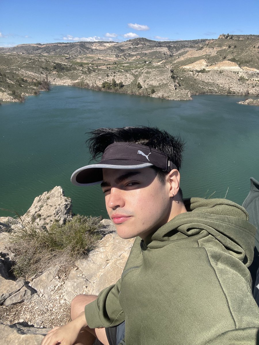 Alejo 🌙 tweet media