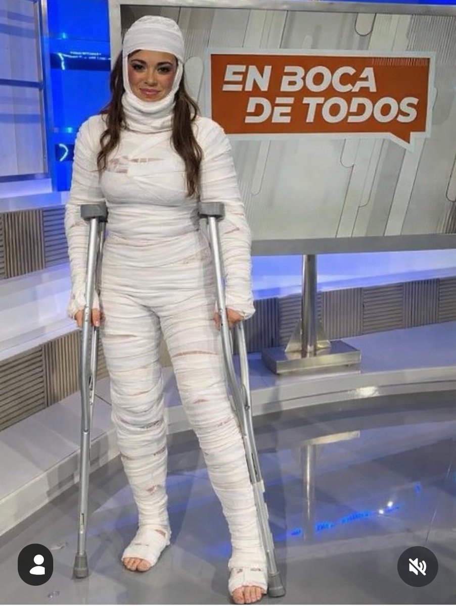 <a href="/SarahPerezSanta/">Sarah Santaolalla. ♀</a> PUERCA
ANALFABETA
SINVERGÜENZA
PARÁSITO
INDESEABLE
PUTA
LADRONA
TOTALITARIA
EXCREMENTO
SOCIALISTA