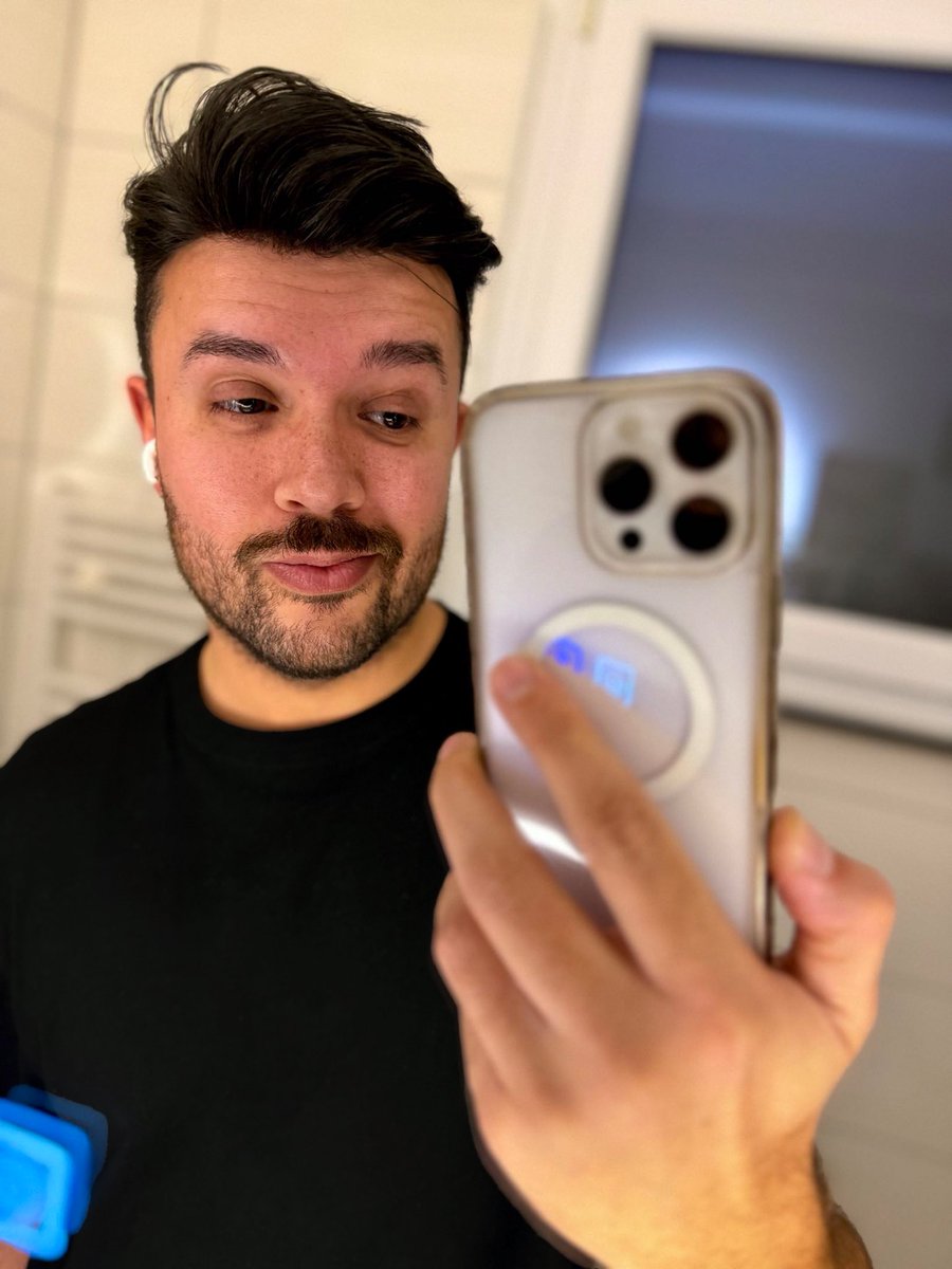 𝘽𝙡𝙪𝙚 𝙎𝙪𝙜𝙖𝙧 tweet media