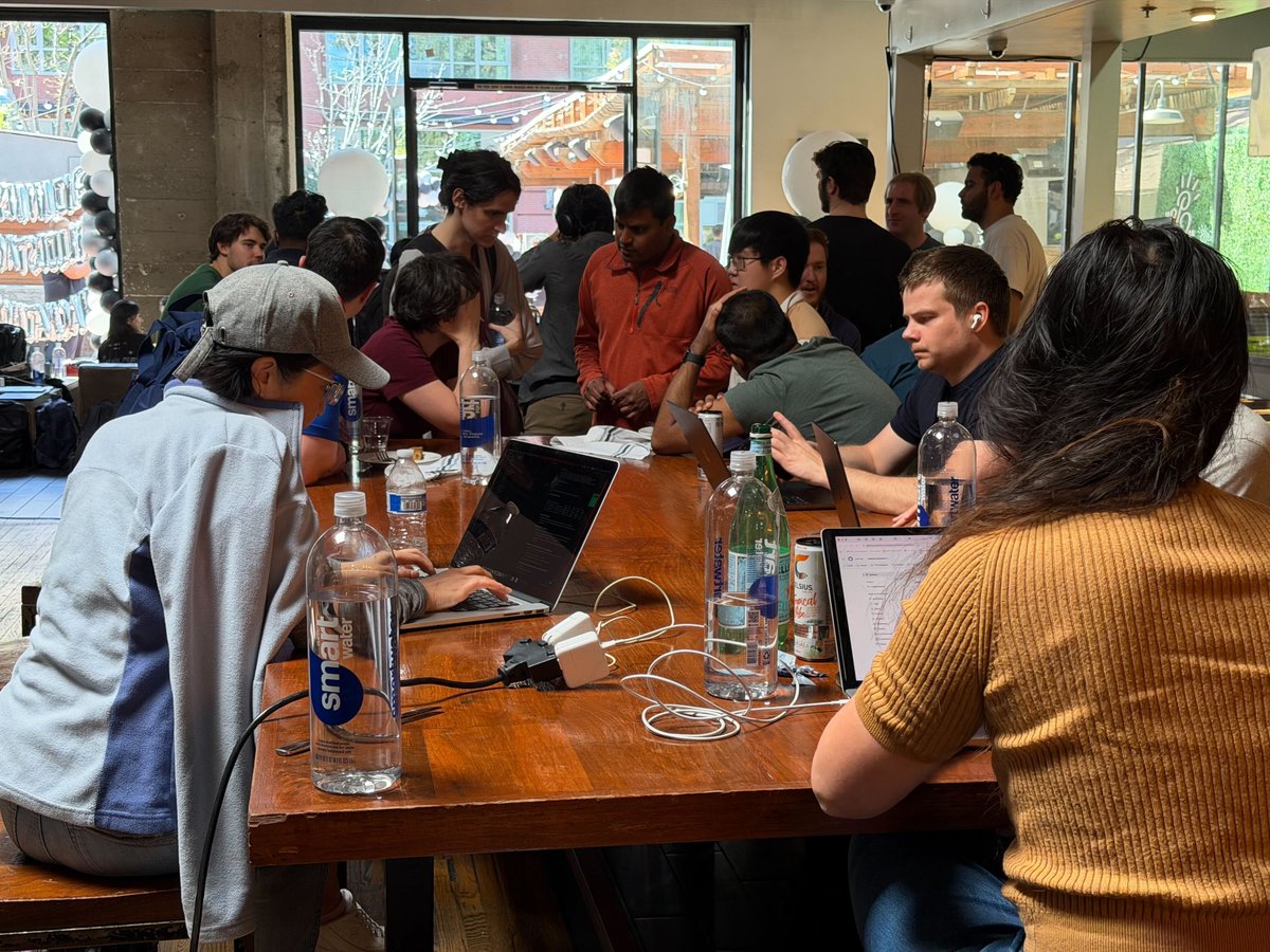 SemiAnalysis tweet media