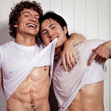 UpdateCharts tweet media