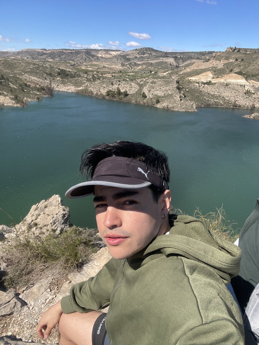 Alejo 🌙 tweet media