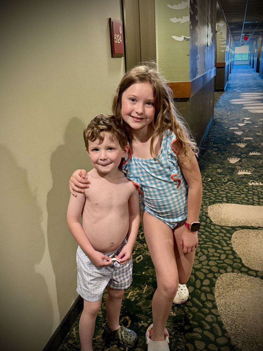 memphissippi901's tweet photo. GWL 🐺🌲 
#greatwolflodge https://t.co/NRGQHctOyA