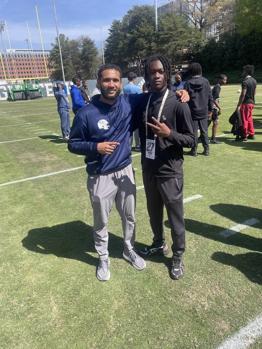 Carl jones jr 3⭐️ ‘2027 CB tweet media