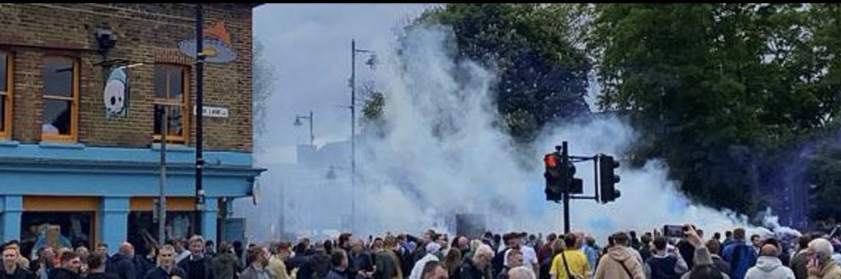 s_bailo's tweet photo. @Billie_T @MrCracknell #coys https://t.co/0prxkTBxdB