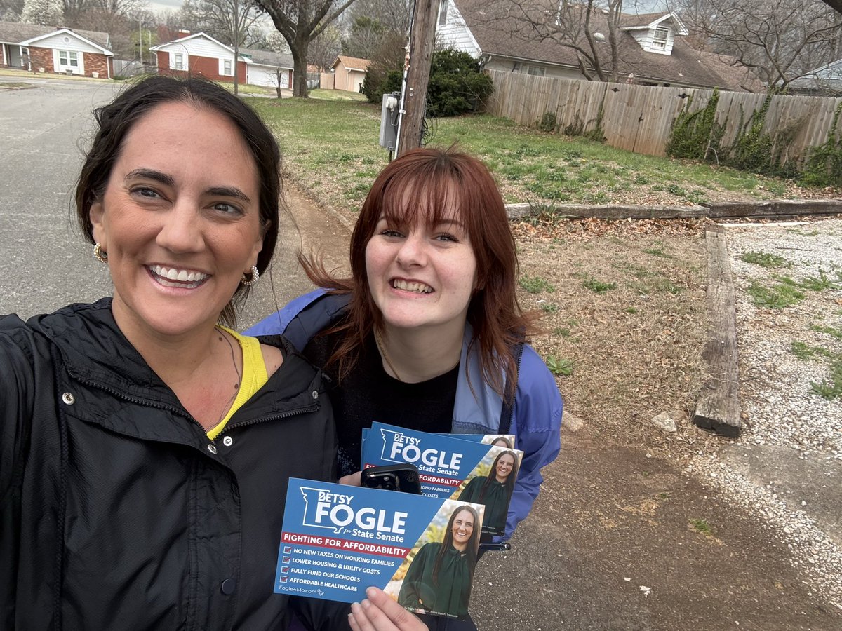 Betsy Fogle tweet media