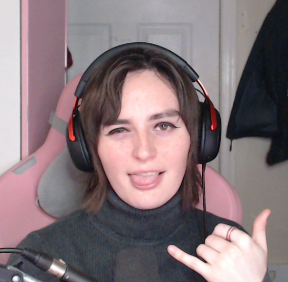 literose tweet media