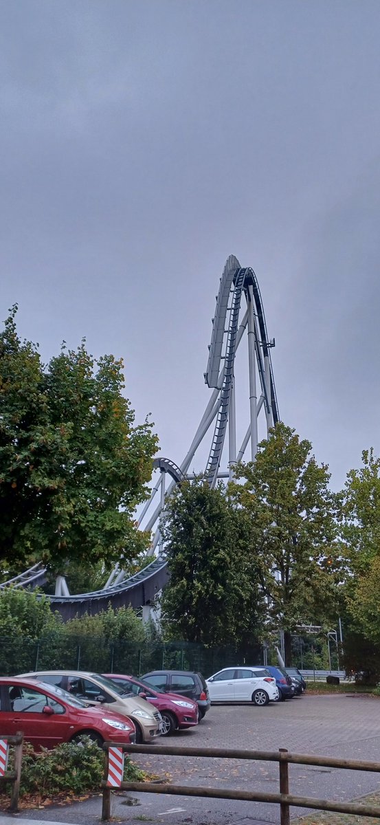 Es ist übrigens sehr zu empfehlen bei der Geschwindigkeit bei Regen in der 1. Reihe zu sitzen. Da bekommt man eine wunderbare Gesichtsmassage 😎 #wsmds