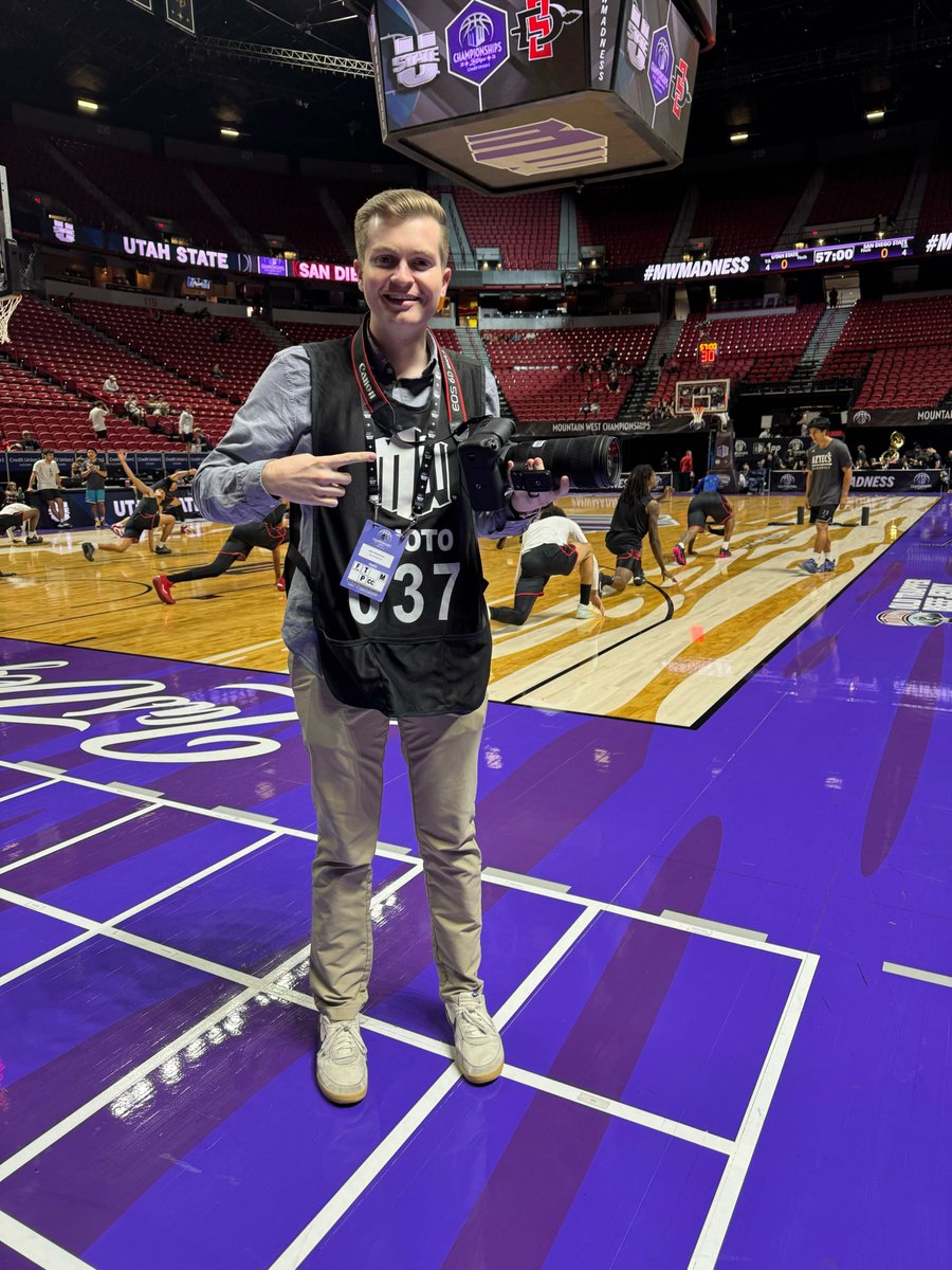 Mark D. Greenwood tweet media