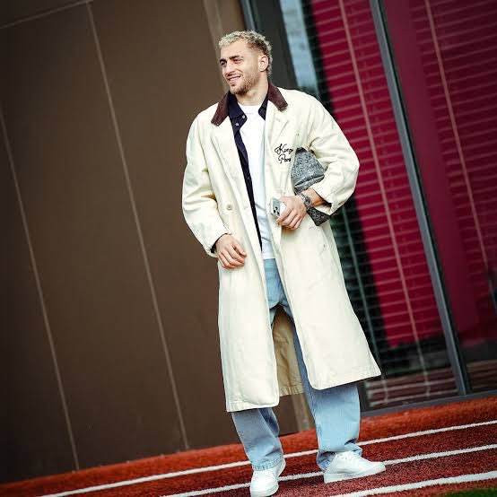 Daily Magazin tweet media