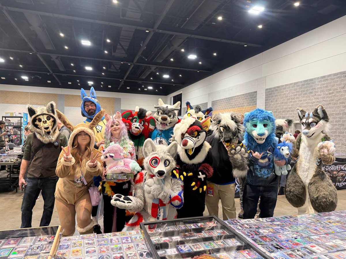 Western MA Furs tweet media