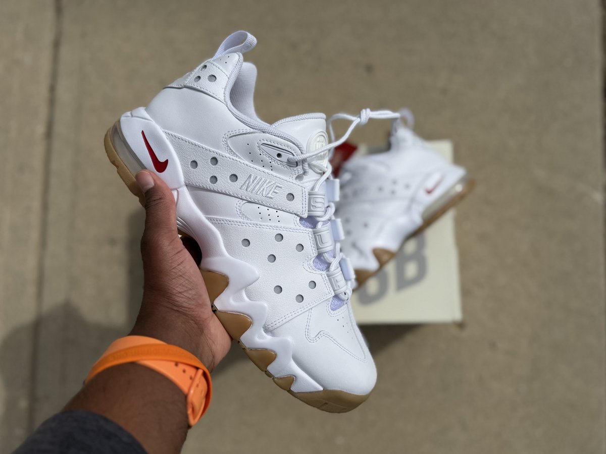 blvzingkicks's tweet photo. Supreme x Nike SB Air Max 2 CB 94’ 🛹🔥 https://t.co/1nPDenUDv3
