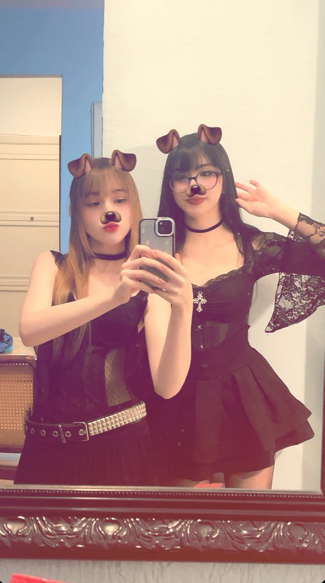 manuratosefofos's tweet photo. final de semana low cortisol graças a minha miga bff vavszoca always 🌈🌈🌈🌈🧩🧩🧩🐹🐹🦄🦄🦄🦄 https://t.co/yoSNKVGfhZ